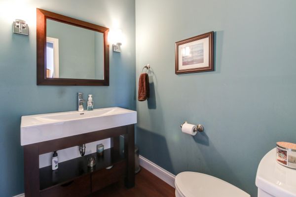 Cost of Powder Room Construction in Knoxville