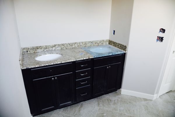 Cost of Granite Bathroom Remodeling in Knoxville